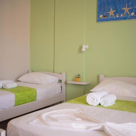 Nereides Hotel คอลิมวาริออน ภายนอก รูปภาพ