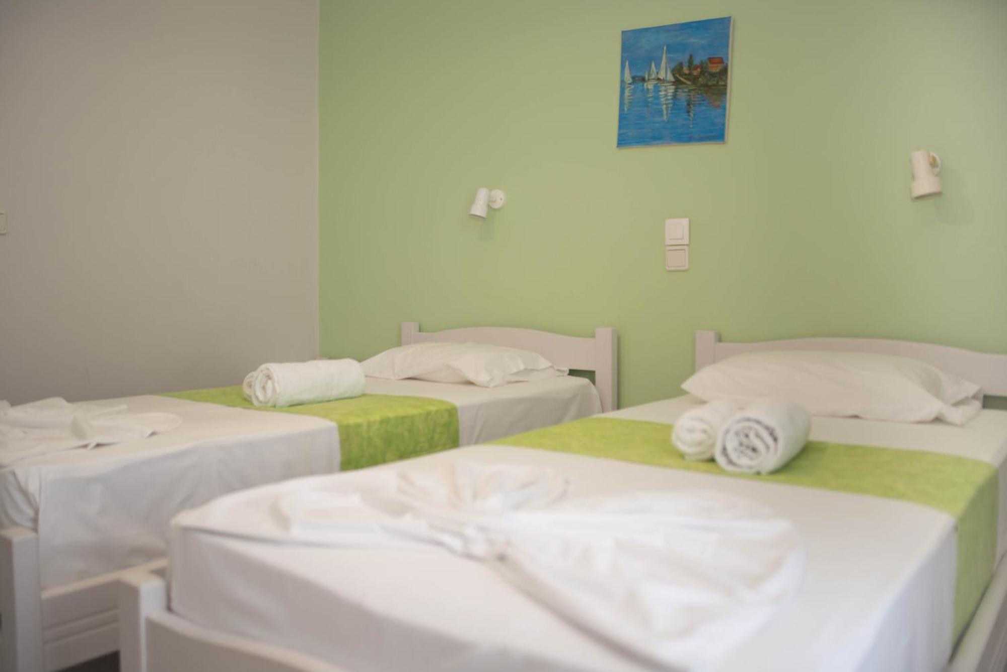 Nereides Hotel คอลิมวาริออน ภายนอก รูปภาพ